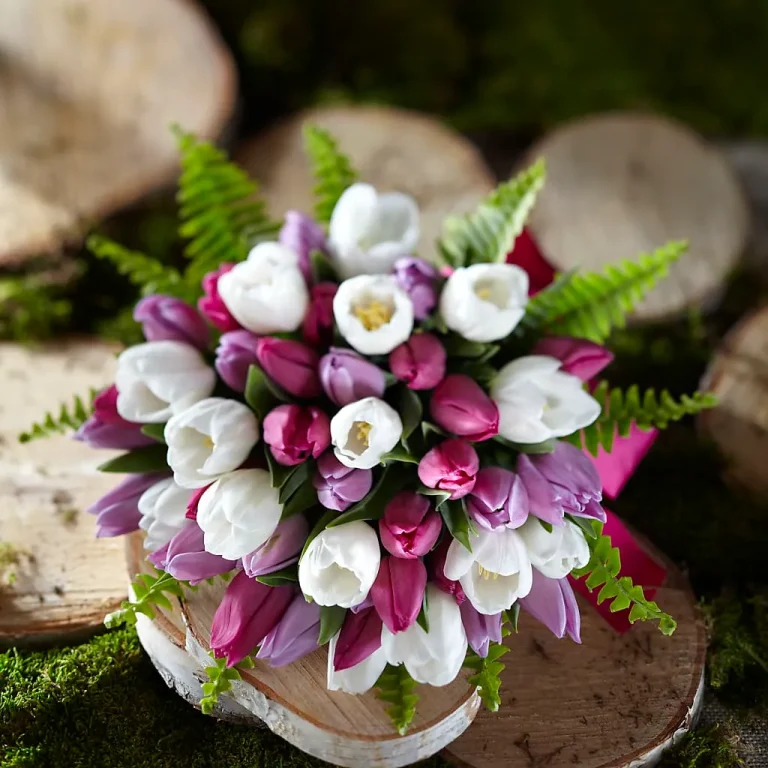 Steal My Heart Bouquet - Image 2