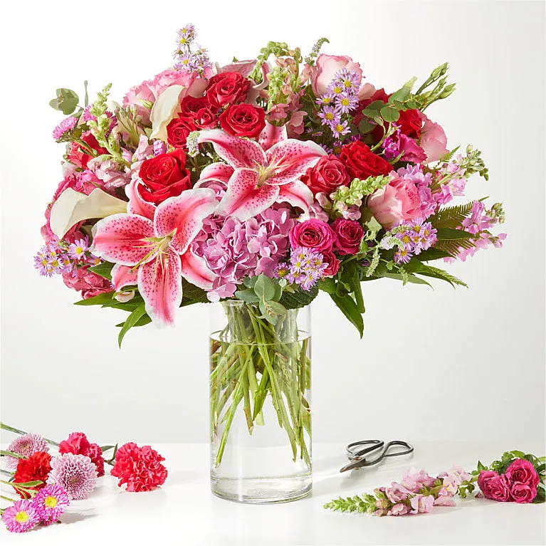 Swooning Over You – A Luxury Florist Original - Image 3