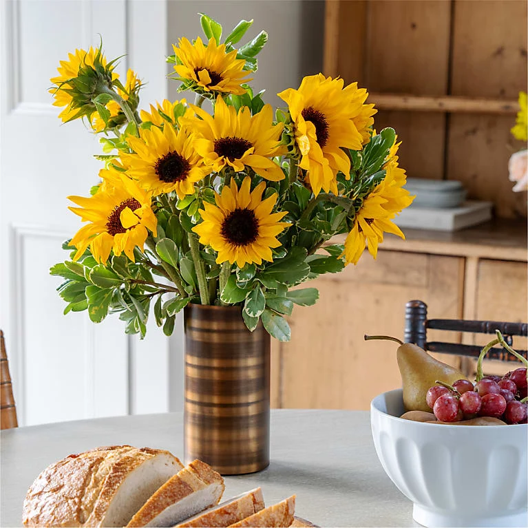 Honey Bee Sunflower Bouquet - Image 3